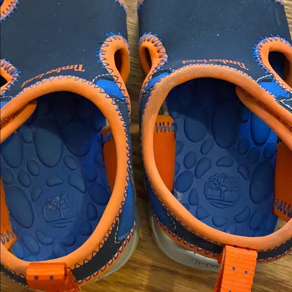 Like new Timberland water shoe sandal - Picture 3 of 6